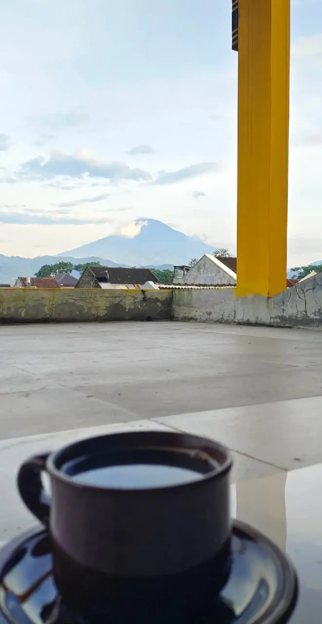 Taman dan Area Hijau Asri Homestay Tanjung